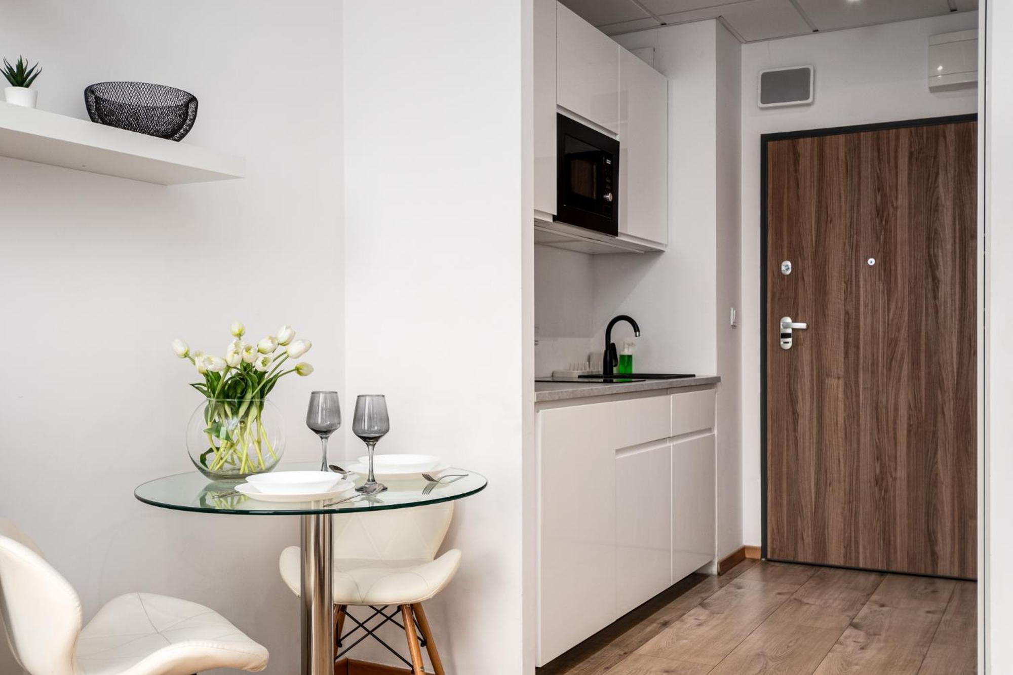 Prymasa Tysiaclecia 83A Free Garage By Perfect Apart Varšava Exteriér fotografie